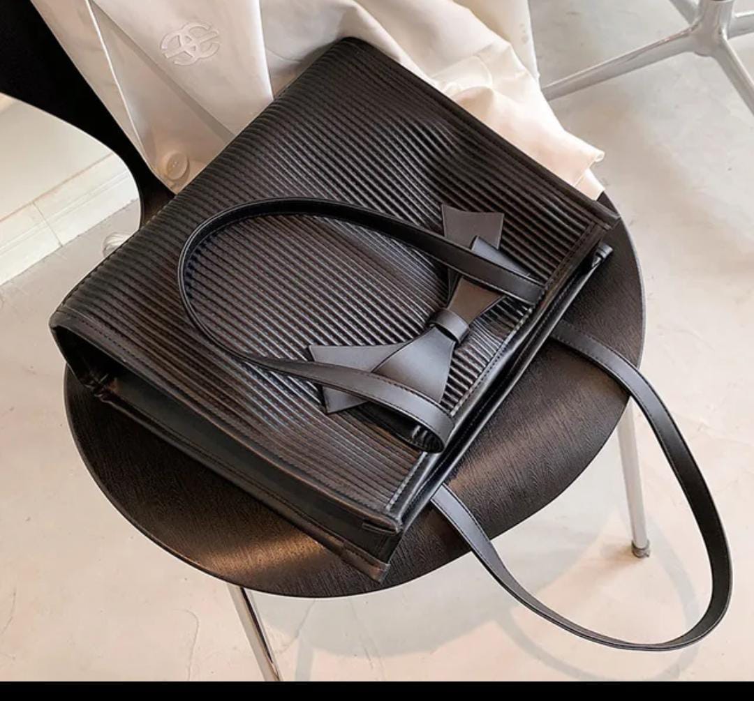 Bbg Bow Tote Bag Bags  Women's Bags  Tote Bags Tote Bags