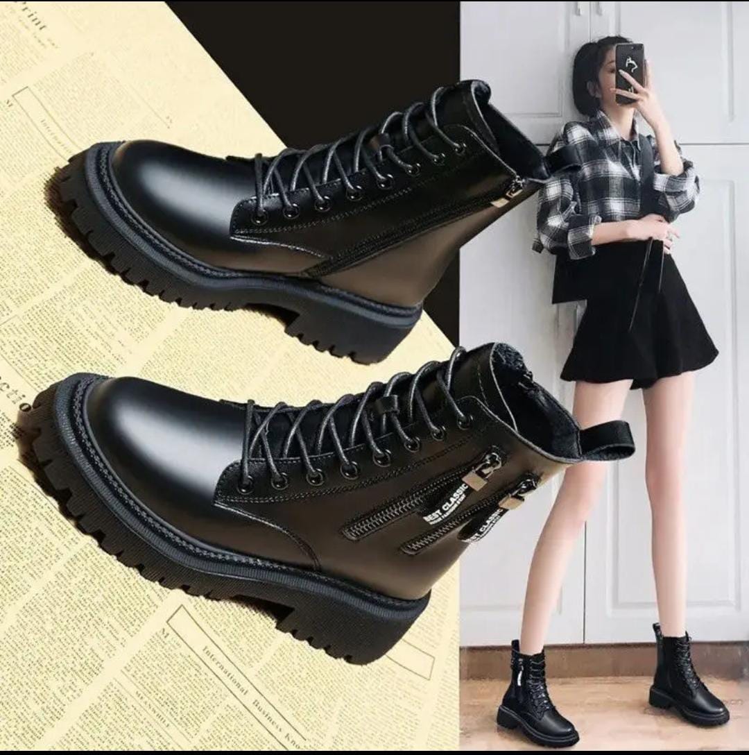 New Women's Shoes Real Soft Leather Martin Boots Female British Style All-match Thick-soled Ankle bo Fashion Ladies Casual Boots Elegant Square heel Vintage Boots Cool Shoes Girl Combat