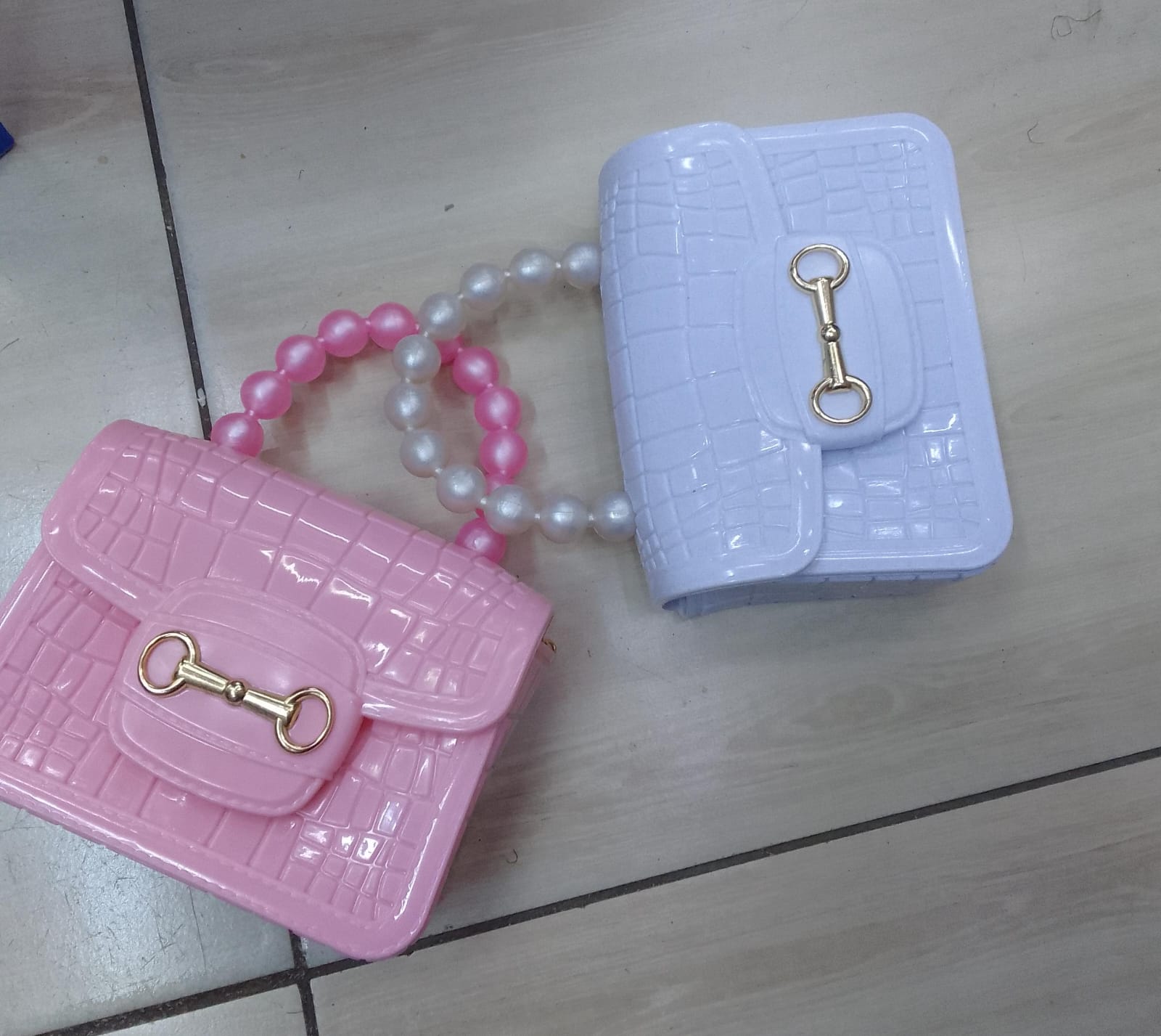 Latest Design Girls Women Mini Kids Purse Purse Bags Wholesale Handbags for Fashion Mini Kid Jelly Designer Hand Bag Jelly material