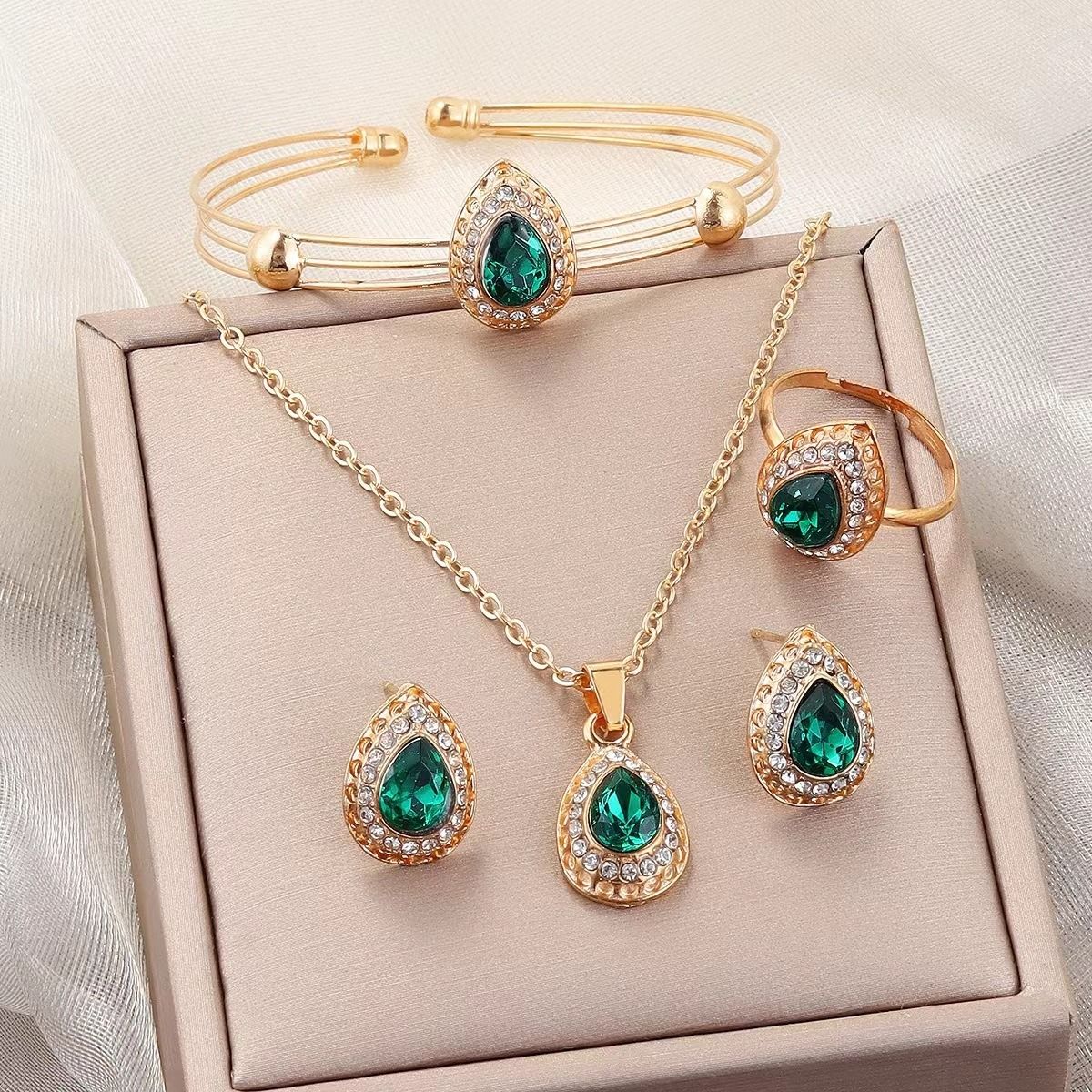 African Department popular new jewelry set female water drop gem series European and American style necklace earrings ring bracelet four-piece wholesale