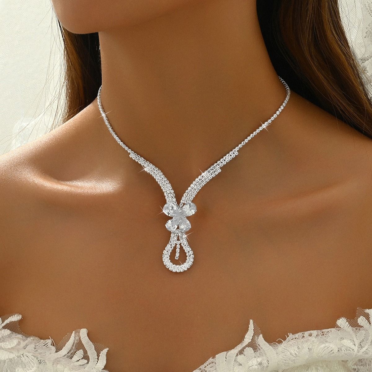 Africa's new zircon water drop choker necklace light luxury small luxury high-grade collar autumn and winter dress all fashion commuter temperament accessories wholesale
