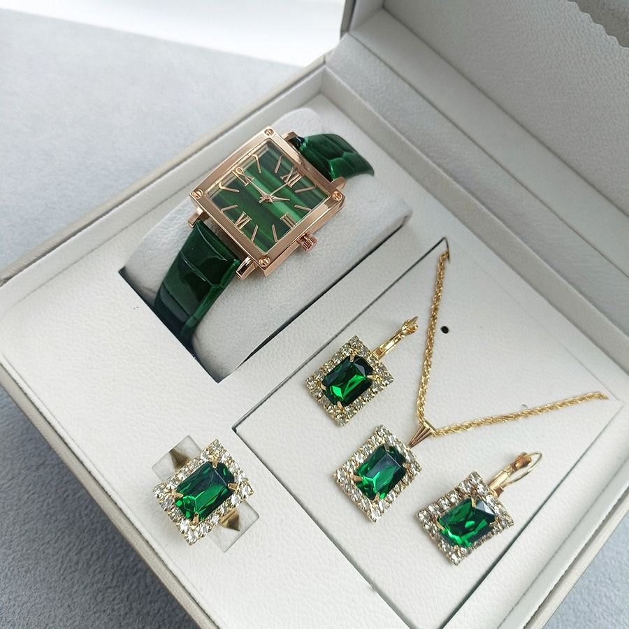 2024 Africa new women's watch set Green women's leather watch square vintage fashion watch fashion combination classic Roman dial