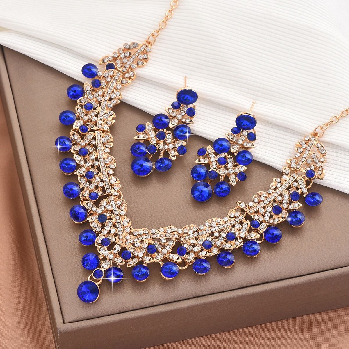 French court classical bright luxury rhinestone fashion commuter pearl necklace earrings jewelry set Fashion OL wedding accessories Ladies set jewelry
