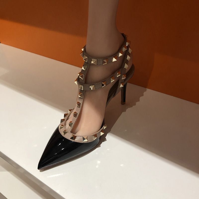 2024 African summer new pointy black riveted high-heeled women's sandals fine heels beautiful nude single shoe with a single line with sandals Wilding shallow mouth women's high-heeled sandals