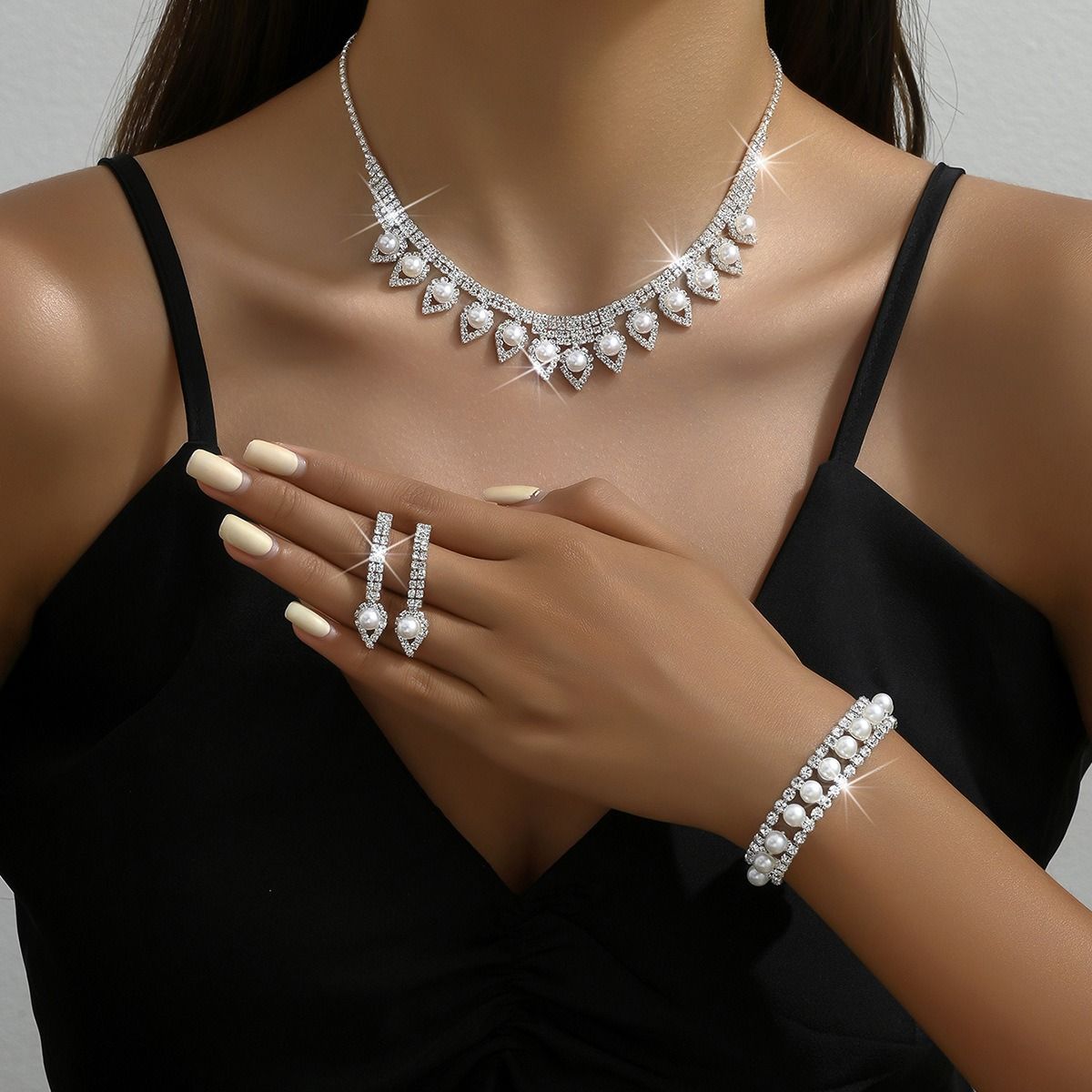 Cross-border Europe and the United States full diamond imitation pearl collarbone necklace earrings set fashion ladies jewelry earrings + collar + hand accessories