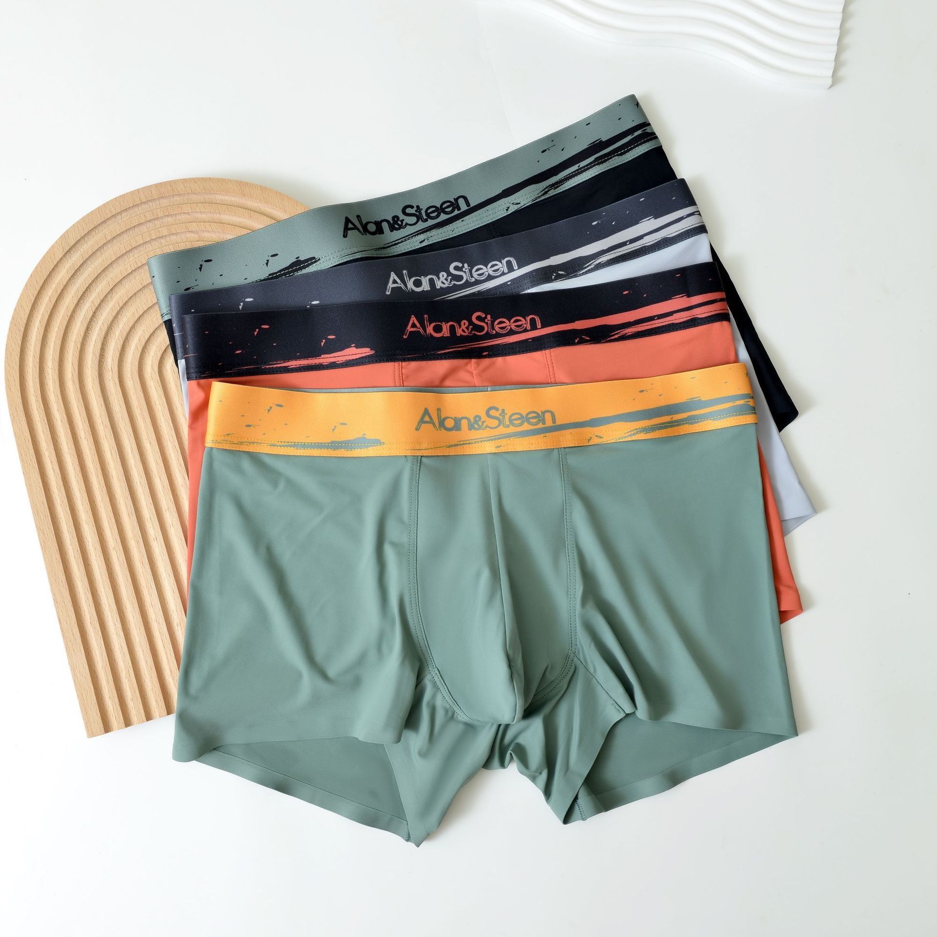 Africa new multi-color contrast color seamless men's ice silk underwear male summer pure color breathable boys boxers mid-waist boxer shorts wholesale