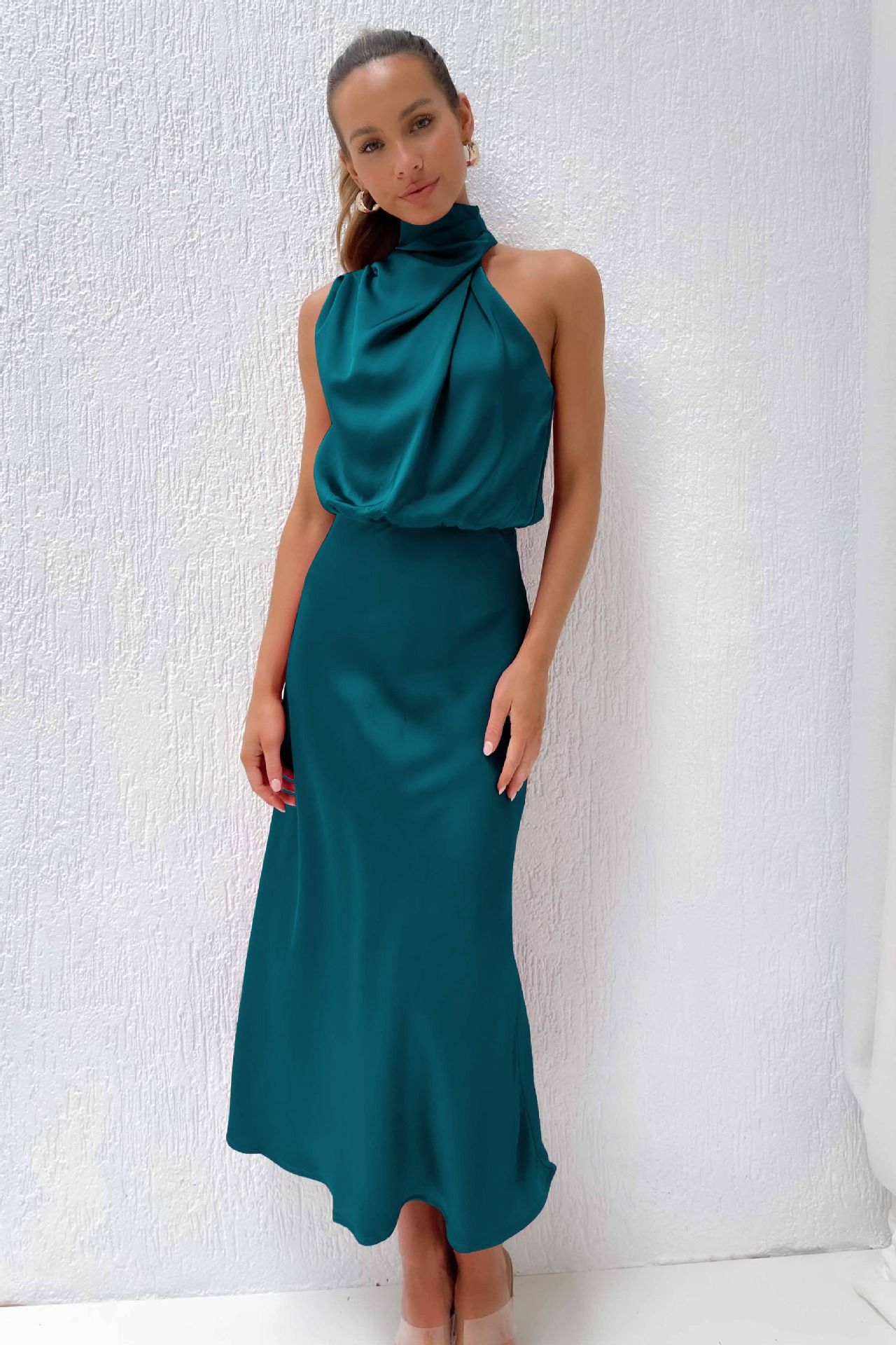 2024 Africa spring and summer hot selling new high-grade satin sleeveless dress Europe and the United States fashion elegant ladies light evening dress