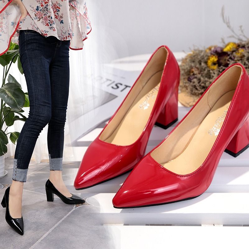 African popular women's pointy chunky heels with Europe and the United States new single shoe women autumn light mouth chunky heels candy color women high heels