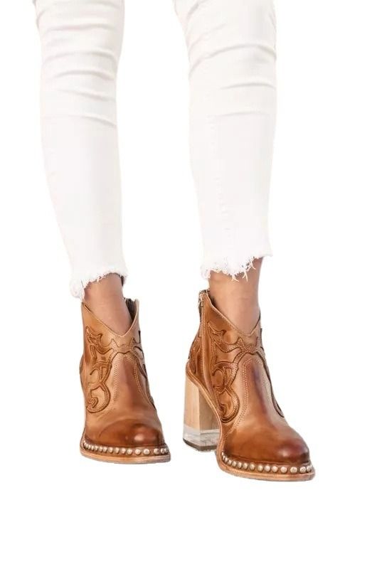 Cross-border foreign trade plus size 2024 European and American embroidered fashion boots women's studded studded acrylic crystal high heel ankle boots
