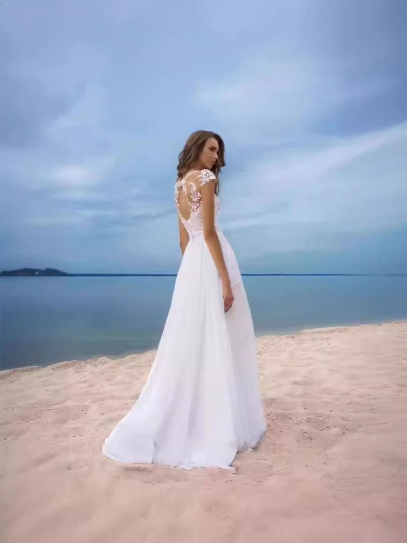 2024 new European Amazon lace chiffon dress ball White evening dress slit skirt slip skirt V-neck neck evening dress