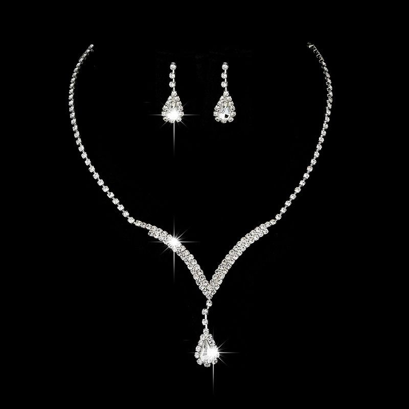 Africa new necklace set cross-border e-commerce bride girl jewelry Europe and the United States flash diamond necklace earrings earrings wedding jewelry set wholesale
