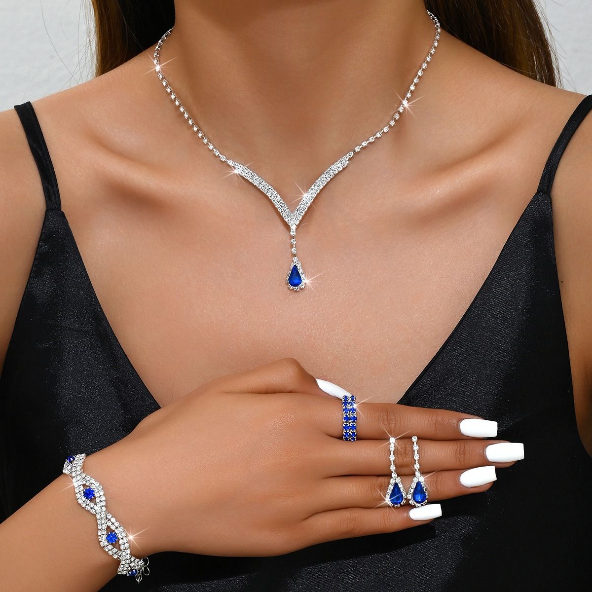Africa new necklace set cross-border e-commerce bride girl jewelry Europe and the United States flash diamond necklace earrings earrings wedding jewelry set wholesale