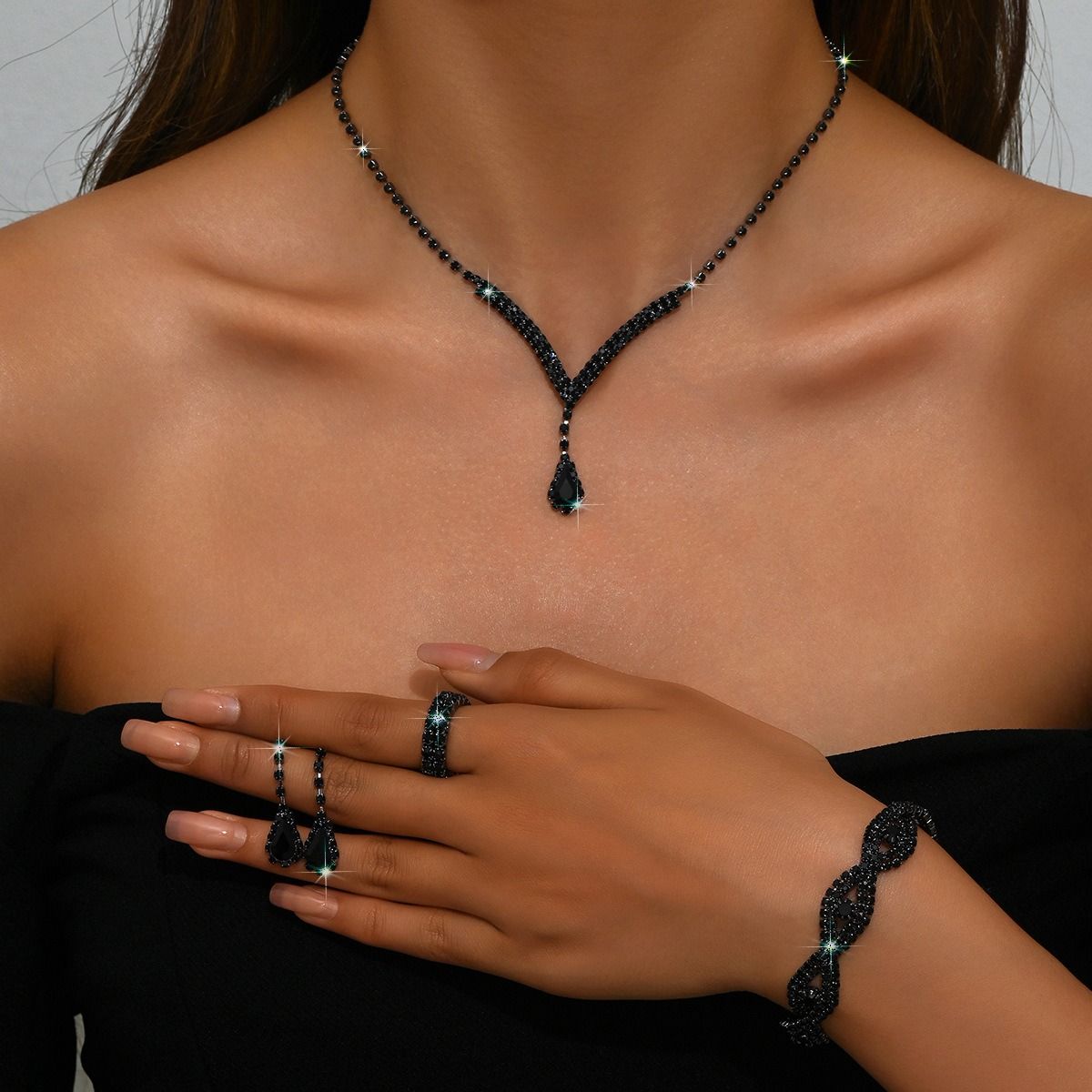 Africa new necklace set cross-border e-commerce bride girl jewelry Europe and the United States flash diamond necklace earrings earrings wedding jewelry set wholesale