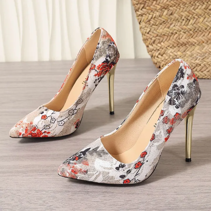 Africa new lady style embroidered large size high heels women's new thin with pointed foreign trade spot fashion catwalk sex shoes