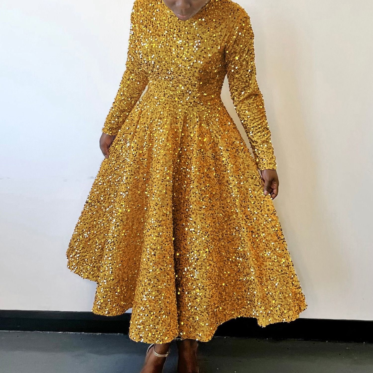 2024 Africa America D469 New Fashion Women's Round Neck Long Sleeve Solid Color Sequins High Waist Temperament Mid-long Evening Dress Pop Sequins Temperament Elegant Style
