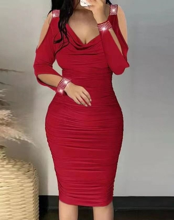 2024 Africa new women's dress Amazon foreign trade Europe and the United States women's hot drill V-neck pleated tight skirt package hip off-the-shoulder dress