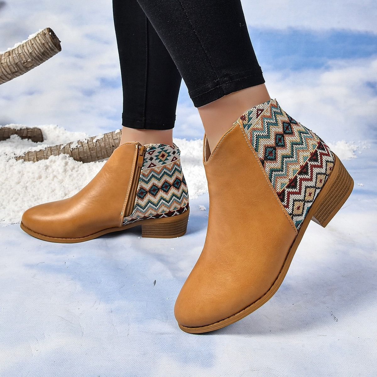 Africa's new European and American foreign trade color matching pointy thick with Martin boots female cross-border V mouth British wind plus cashmere large size short leather boots