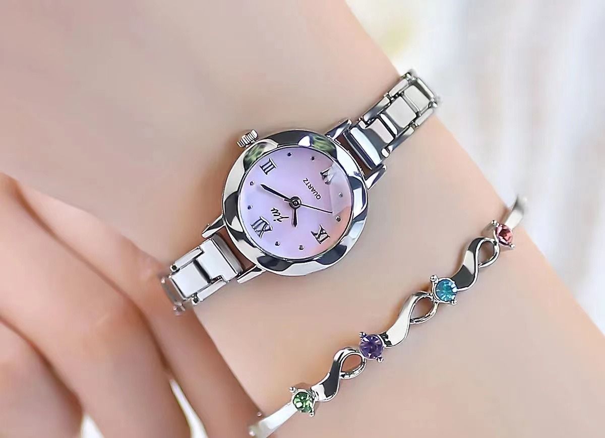 Africa New Fashion Style Women's Watch Students Small Dial 2025 Korean Version Temperament Simple Electronic Quart  Watch White Chrome-plated Case Bright Beautiful Refined Aloy Strap Comfortable Fit