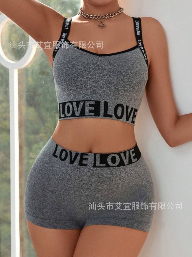 Africa new Europe and the United States cross-border foreign trade express for underwear set LOVE letter waist waistband vest women boxers