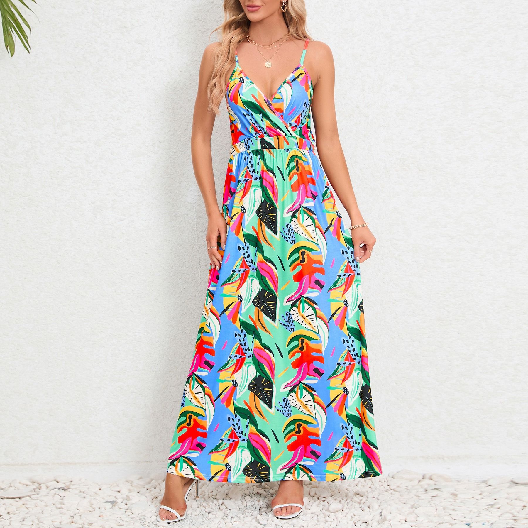 Europe and the United States foreign trade 2025 summer women's new ins fashion sexy halter halter slim dress halter high waist painted comfortable casual ladies dress