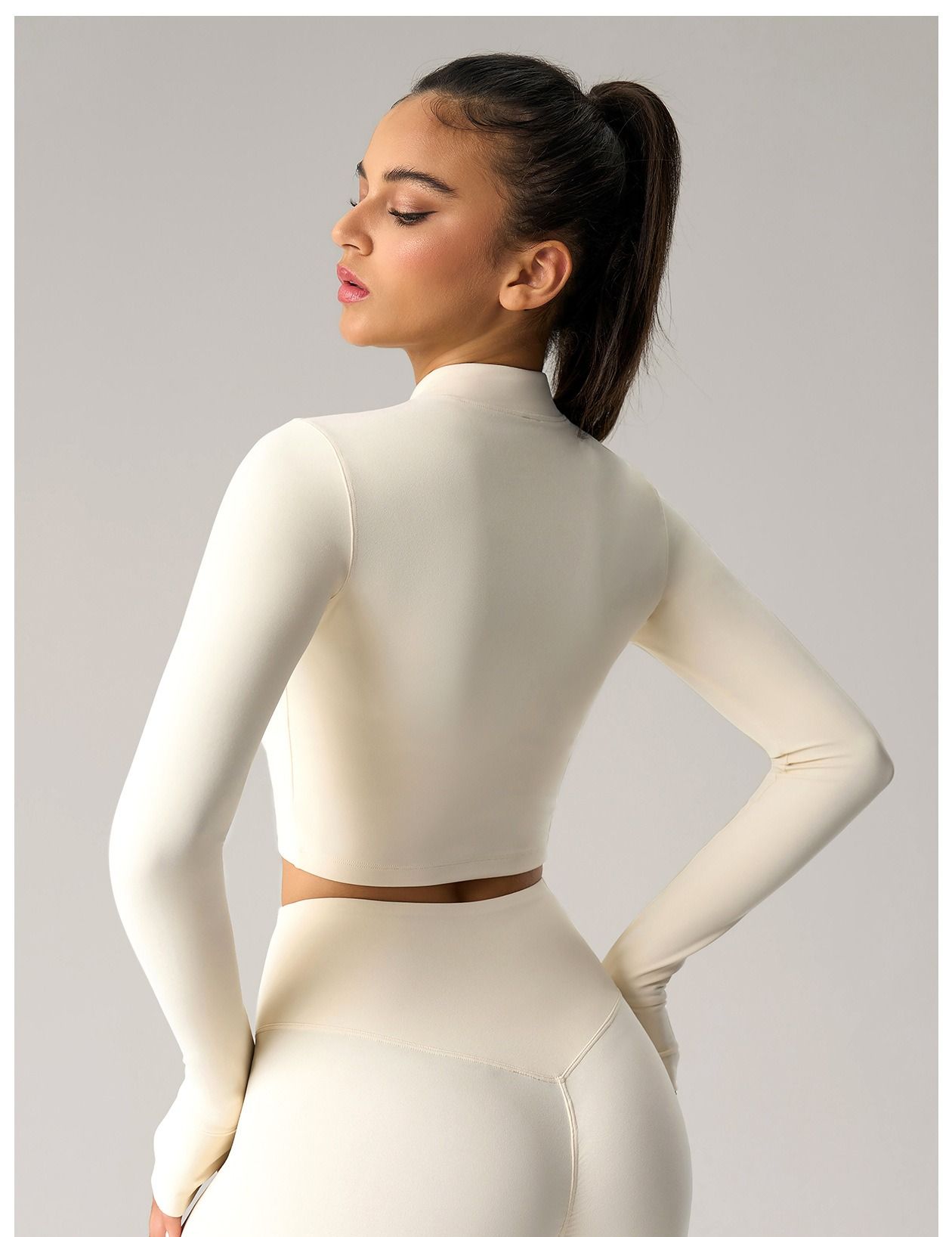 Cross-border European and American tight short zipper sports jacket, women's outdoor running, fitness and yoga wear, long-sleeved sports women's jacket