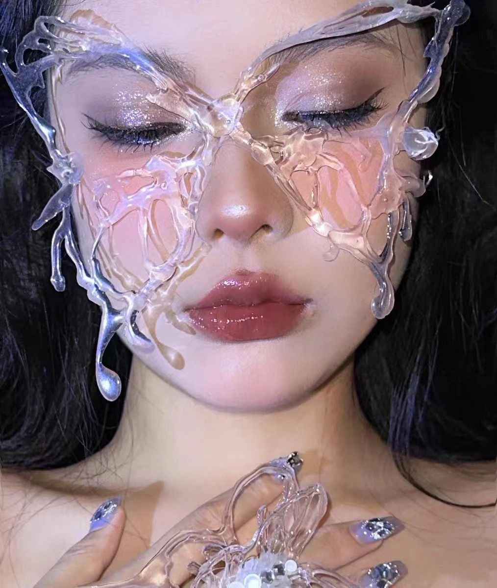 Ancient-style mask, half-face makeup ball, Halloween cosplay, futuristic makeup headwear, transparent face-covering butterfly accessory, cross-border best-selling mask