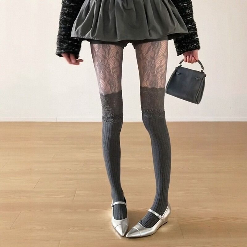 New African women's over-the-knee sexy pants, grey lace over-the-knee socks. Does anyone understand me? The classic grey color makes one look fairer and slimmer. There's nothing to say about it ~~