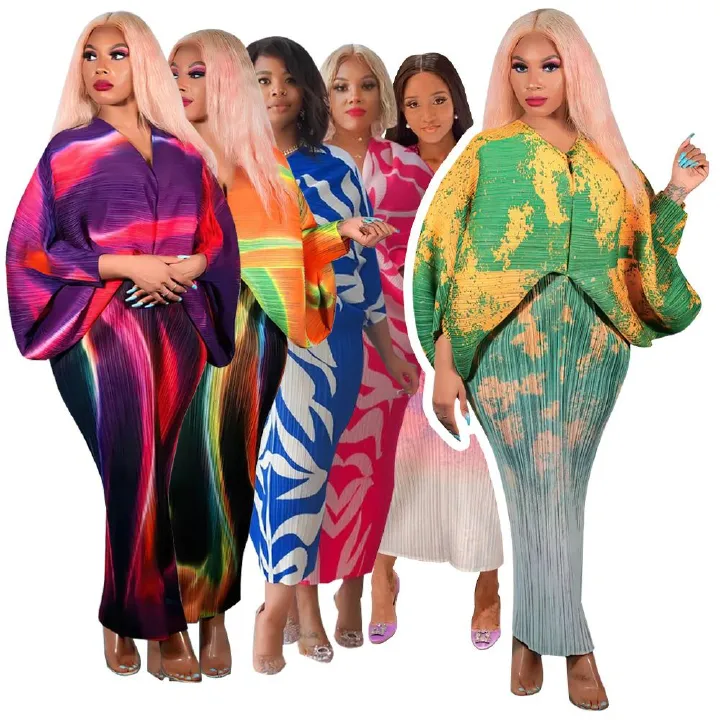 N10263 Independent Station 2025 African European American Women's V-neck Batwing Sleeve Pleated Print Dress - Double Wearable on Both Sides Geometric Pattern Gradient Color Elements Elegant Style