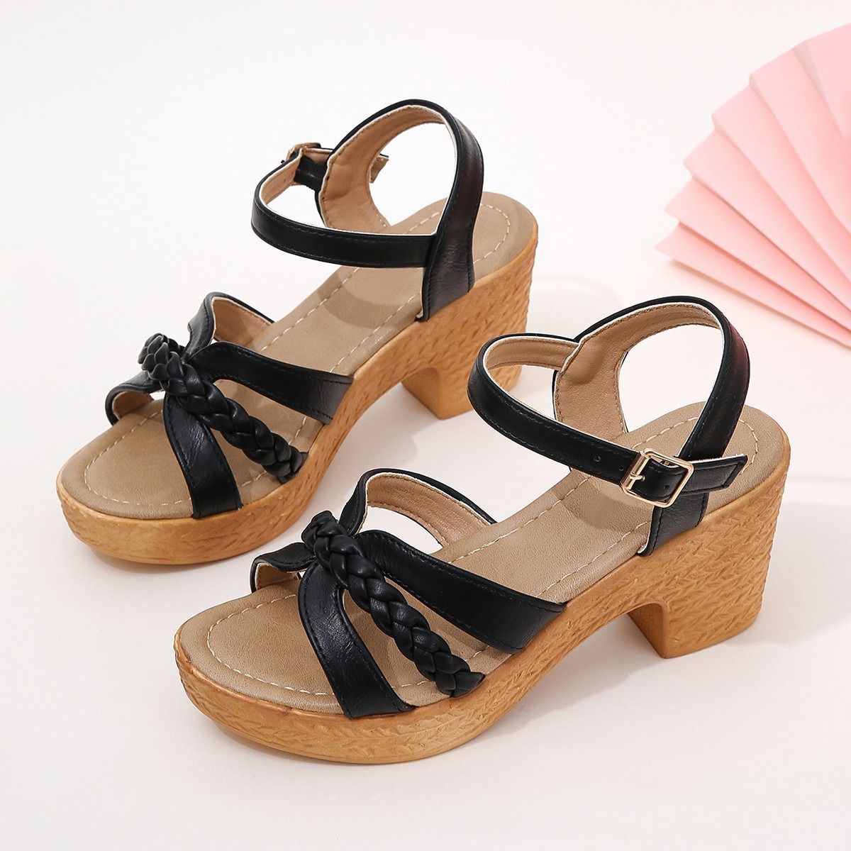 Round-toe Thick-soled One-piece Buckle Strap Women's Sandals Africa  Europe America 2025 Summer Autumn New Style Simple Lace-up High-heeled Fashion Sandals Cool Slippers Mom Sandals Soft Soles