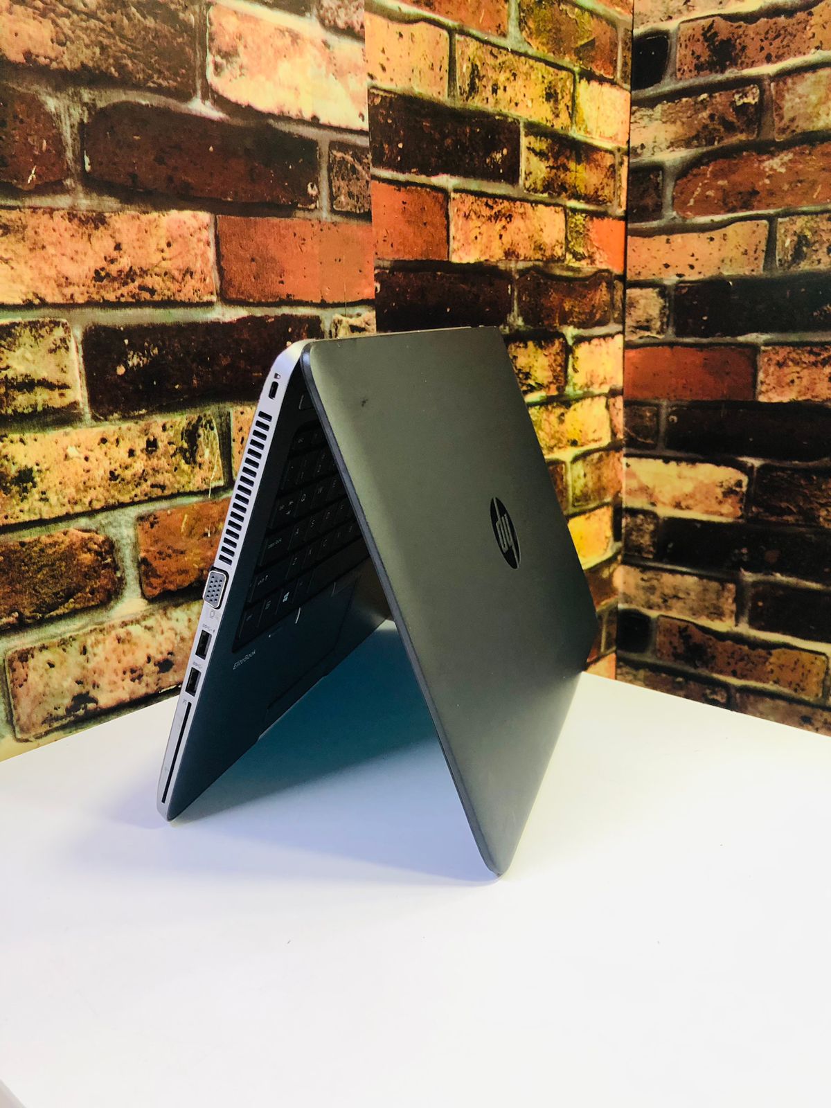 Hp elitebook 840g1 intel corei5-4th gen 8gb ram 500gb hdd 14"screen windows 10  bit 64bits microsoft office 2019