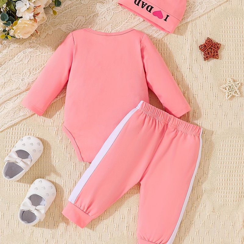 I love Mom and Dad. Long sleeved jumpsuit, pants, hat, 3-piece set for wearing outside