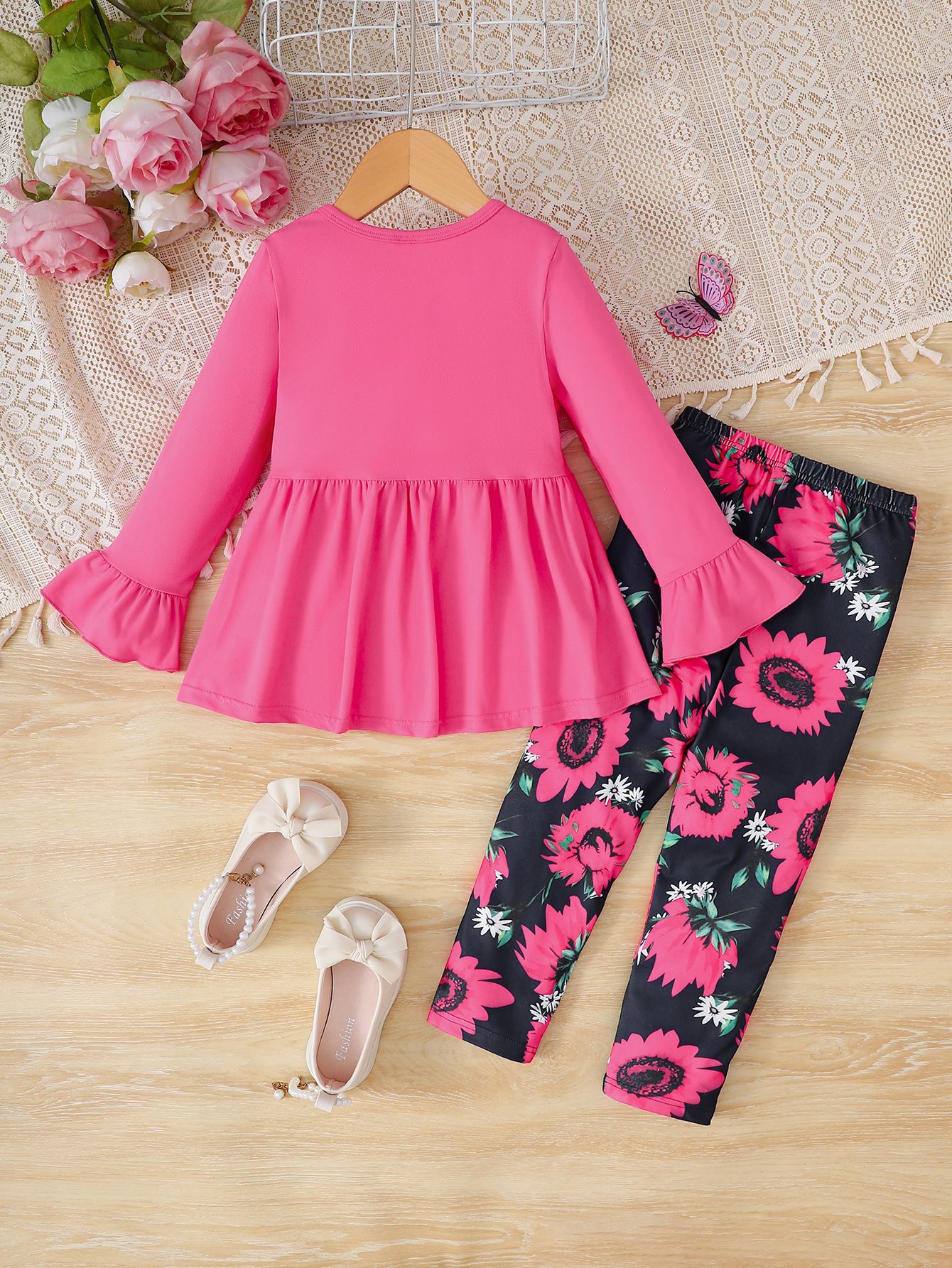 Spring & Autumn Baby Girl Outfit Set – Bell Sleeve Pullover Top with Rose Print Pants, Soft Cotton Long Sleeve Set for Toddlers, Casual Chic Baby Clothes