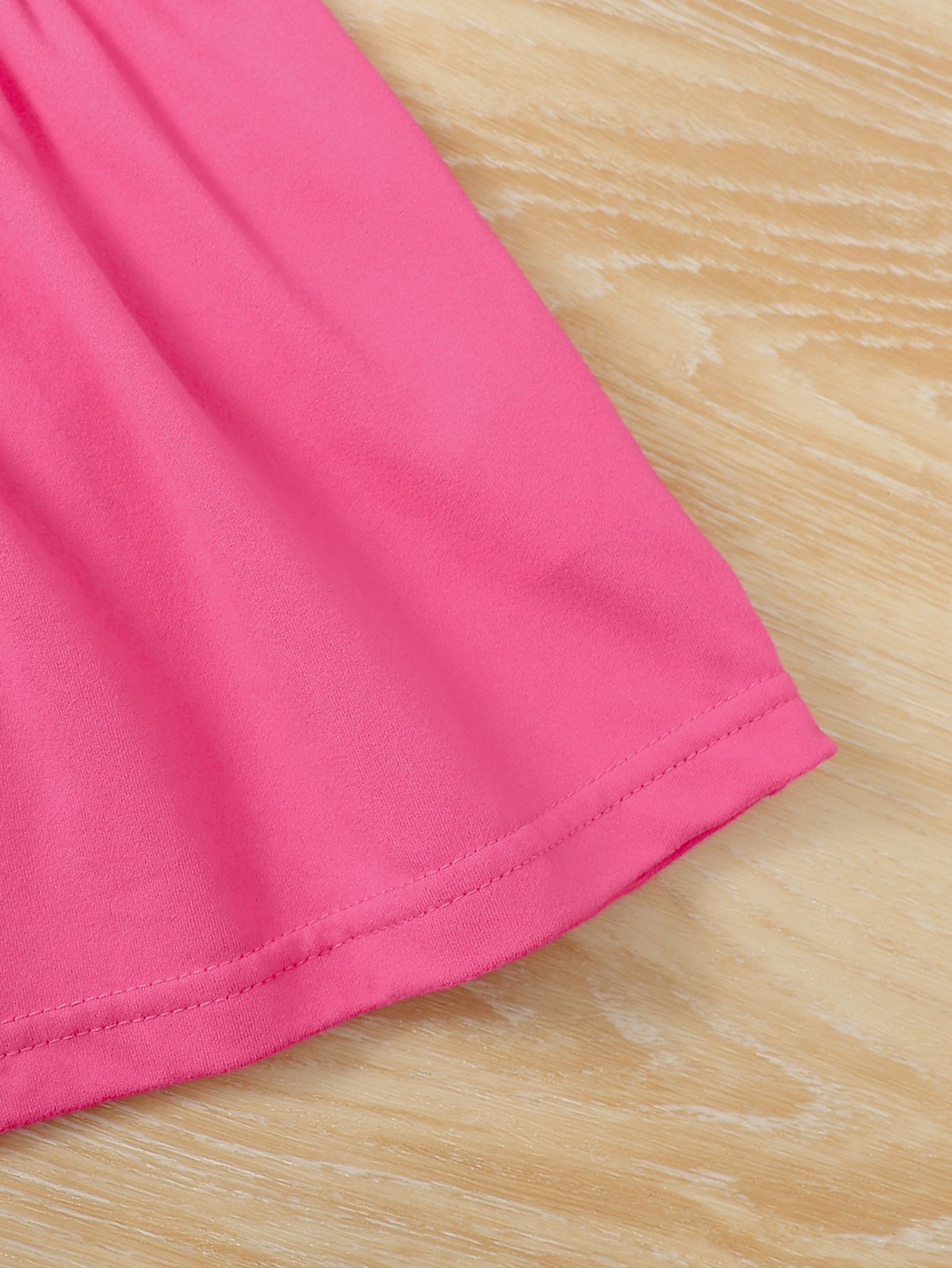 Spring & Autumn Baby Girl Outfit Set – Bell Sleeve Pullover Top with Rose Print Pants, Soft Cotton Long Sleeve Set for Toddlers, Casual Chic Baby Clothes