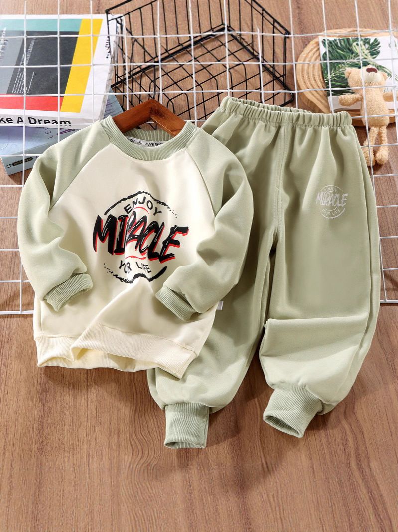 Spring & Autumn Boys Outfit Set – Trendy 2-Piece Sweatshirt and Pants for Kids, Casual Sportswear Suit for Fall and Winter