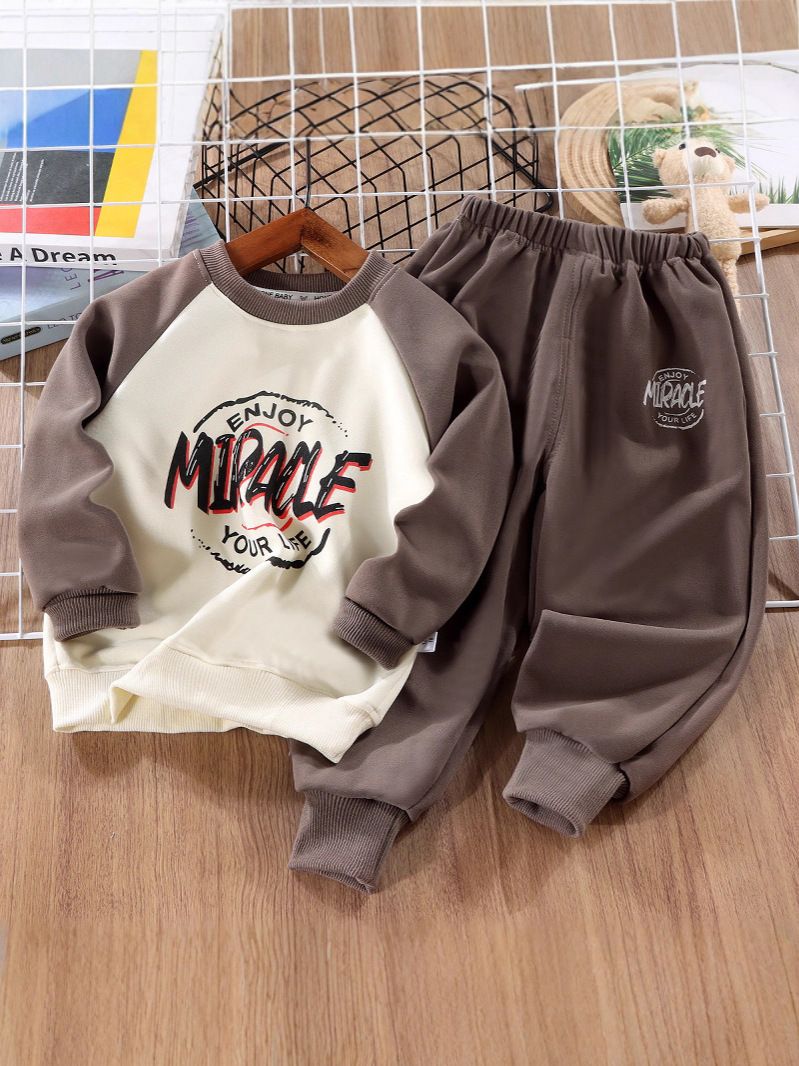 Spring & Autumn Boys Outfit Set – Trendy 2-Piece Sweatshirt and Pants for Kids, Casual Sportswear Suit for Fall and Winter