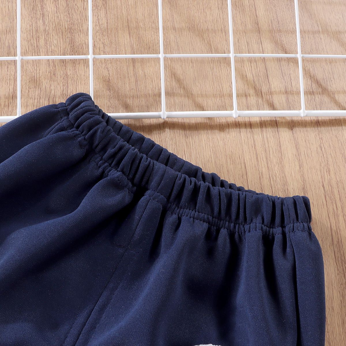 Spring & Autumn Boys Outfit Set – Trendy 2-Piece Sweatshirt and Pants for Kids, Casual Sportswear Suit for Fall and Winter