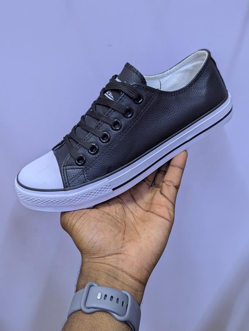 High Quality C.onverse Taylor Leather Allstars Leather Unisex rubber shoes