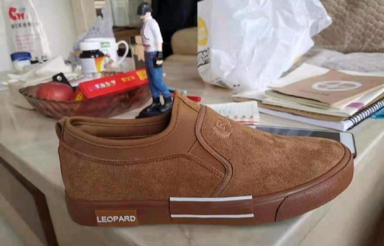 OFFER SALES,,,,High Quality Cute 🥰🥹  LEOPARD🐅🐅 Breathable Rubbers🔥🔥🔥🔥🔥🔥 Classic  shoes