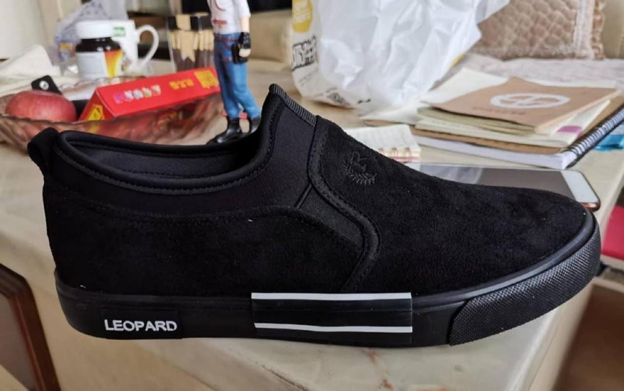 OFFER SALES,,,,High Quality Cute 🥰🥹  LEOPARD🐅🐅 Breathable Rubbers🔥🔥🔥🔥🔥🔥 Classic  shoes