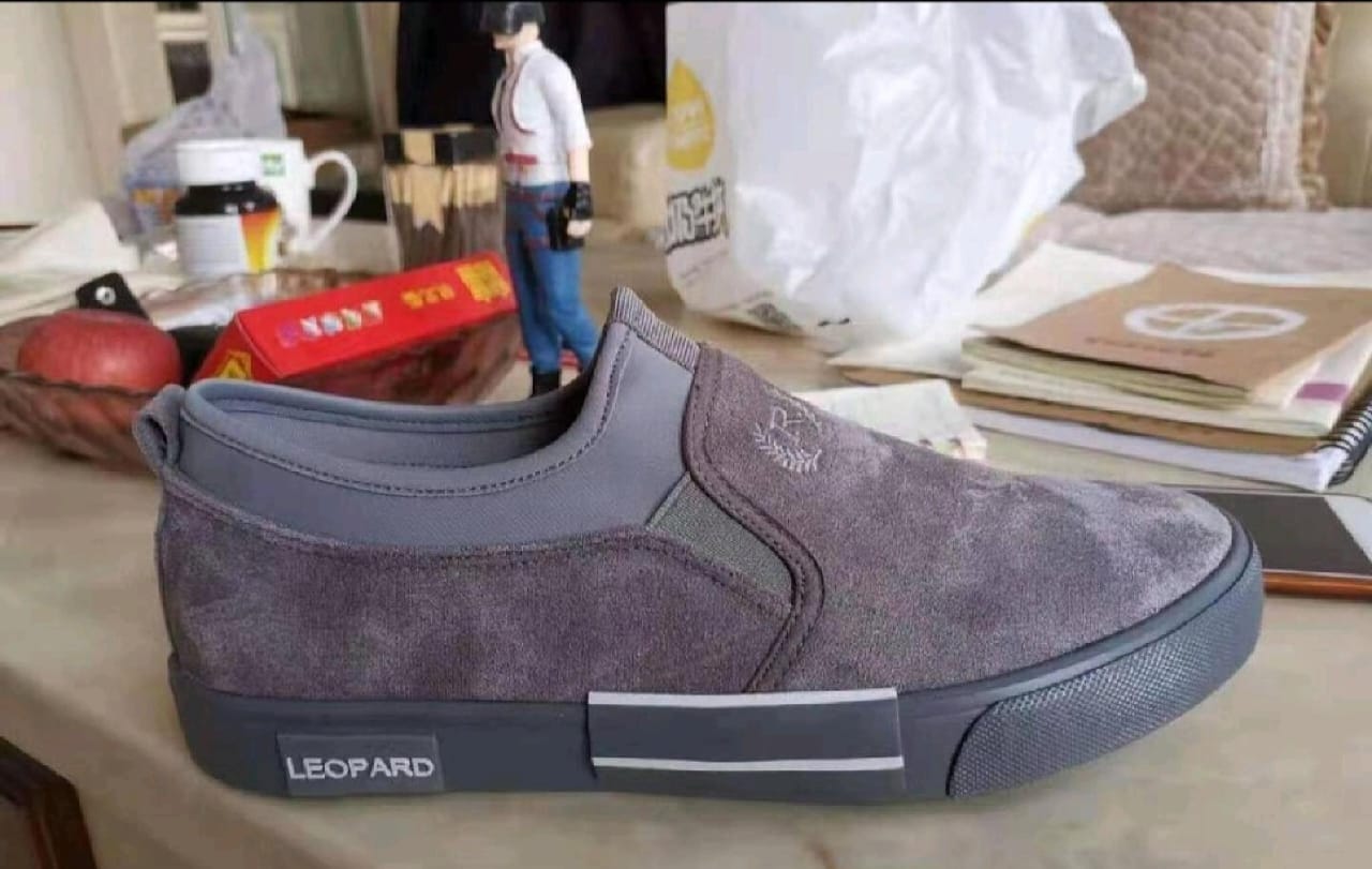 OFFER SALES,,,,High Quality Cute 🥰🥹  LEOPARD🐅🐅 Breathable Rubbers🔥🔥🔥🔥🔥🔥 Classic  shoes