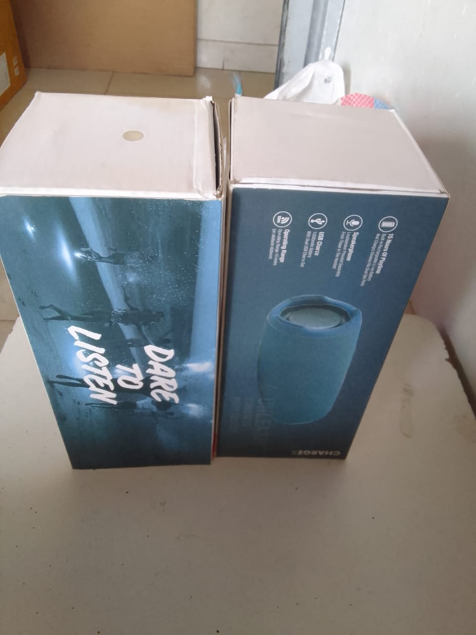 💫YOUR ADVENTURE YOUR SOUNDTRACK 👌💫(NEW ARRIVAL) Jbl Flip 6 Portable Bluetooth Speaker, Water Proof And Original Jbl..Your adventure. Your soundtrack. The bold JBL Flip 5 delivers powerful JBL Origi