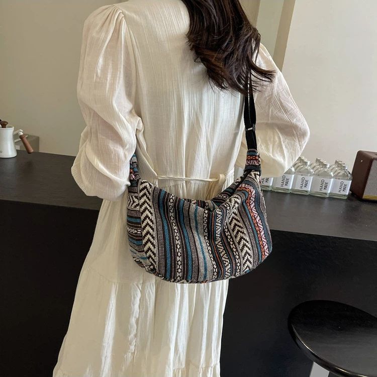 Bohemian Canvas Hobo Bag for Women Large Capacity 3-in-1 Shoulder Crossbody Backpack Fashion Casual Unique Design for Dating Travel Daily Use