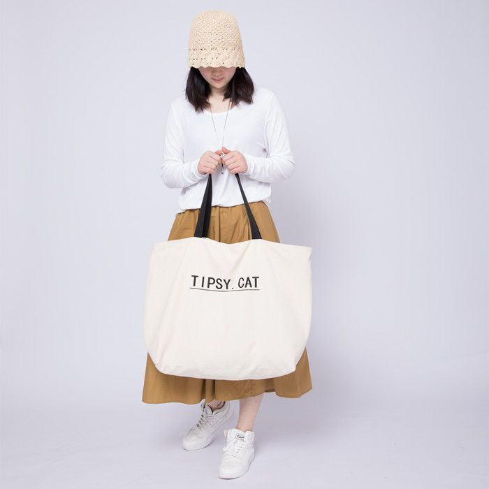 Large Capacity Canvas Tote Bag for Women with Zipper Washable Crossbody Shoulder Bag Mom Essential Bag for Short Travel Shopping Daily Use