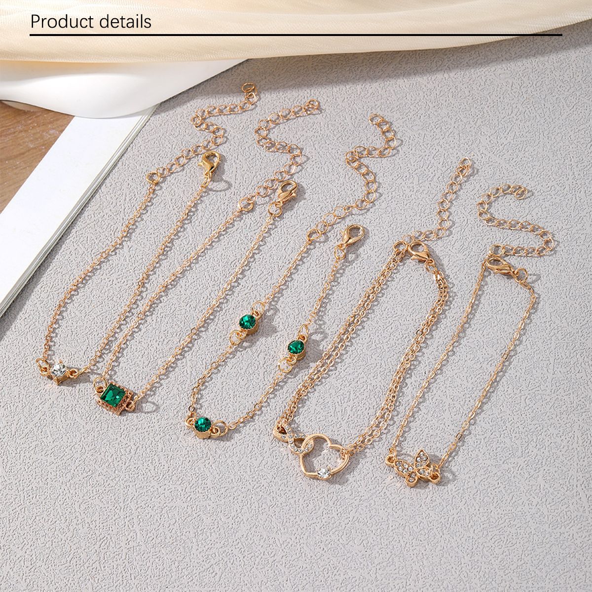1 set of 5 retro fashion trend square green diamond inlaid women's bracelets, with diamond butterfly and heart-shaped pendant, suitable for daily life, travel and office