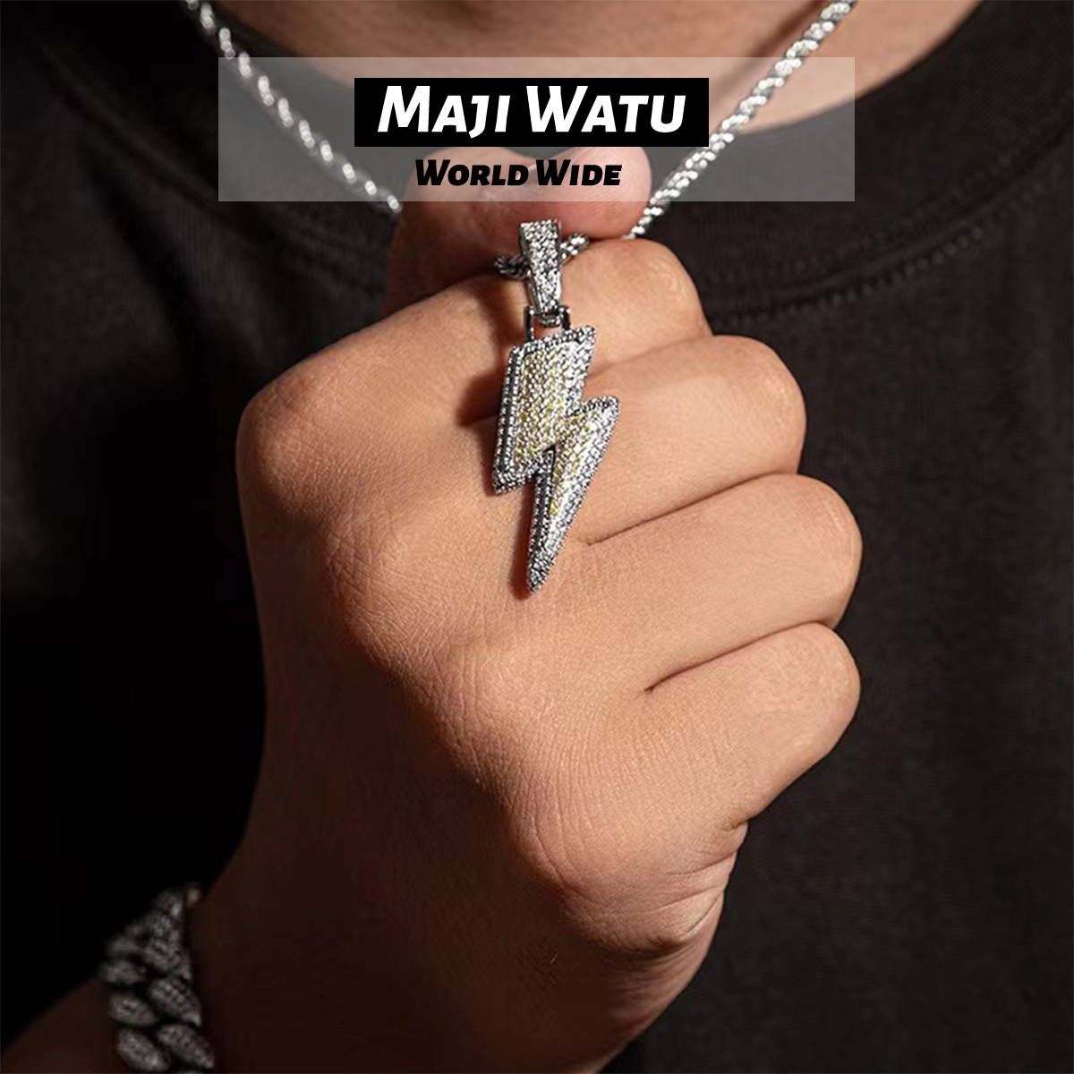 2024 new item 1 pc full diamond lightning men's necklace women's light luxury niche design sense hip-hop style titanium steel lock chain
