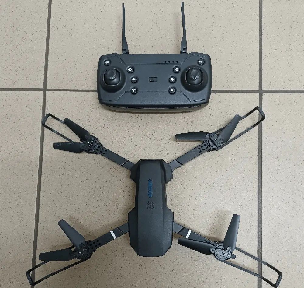Fun Drone No App Connection No Camera ONLY Flies w/ Controller