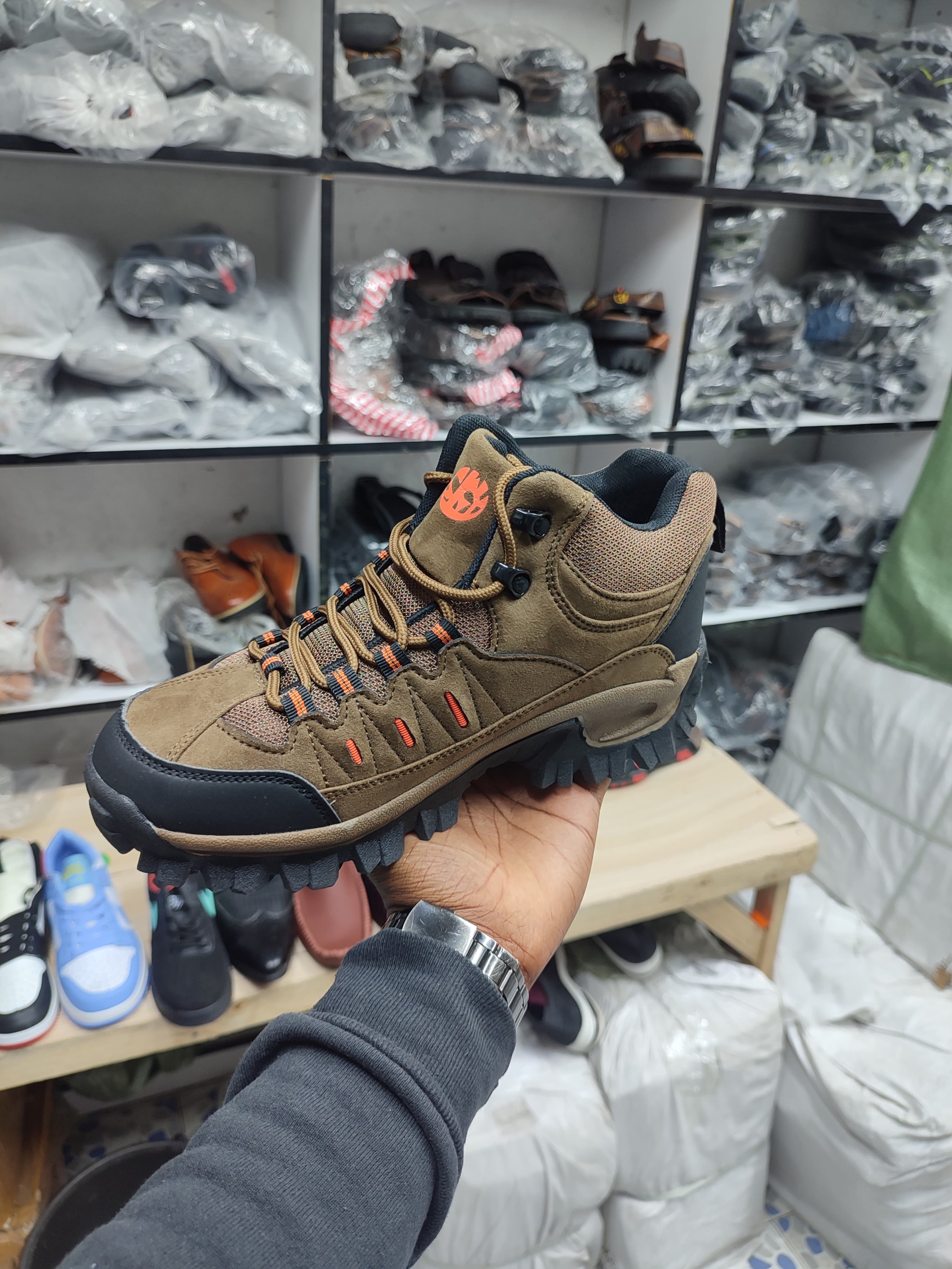 QUALITY SKYVIEW BOOTS WITH FREE PAIR OF SOCKS, OUTDOOR TREKKING AND HIKING BOOTS AT AFFORDABLE PRICES, GREY, BROWN AND GREEN