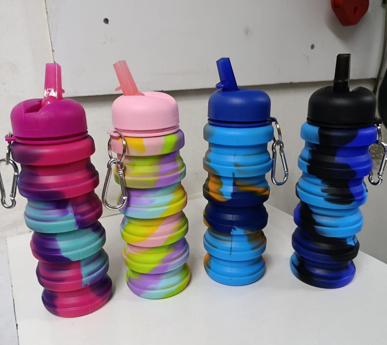 AquaFlex 480ml Collapsible Silicone Water Bottle – Leakproof Foldable Sports Bottle for Gym, Cycling & Travel