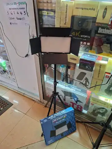 Generic Dslr U600
