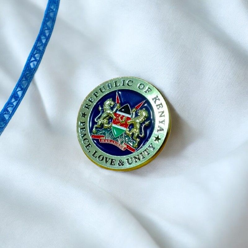Premium Round Kenya Coat of Arms Lapel Pin – Gold Finish, "Republic of Kenya / Peace, Love & Unity" Engraved Badge